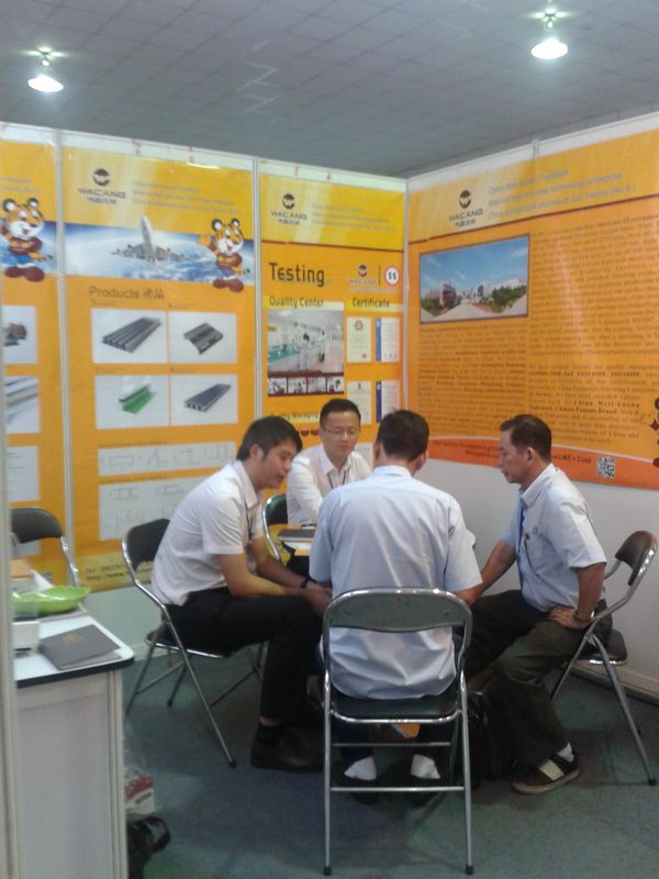 今年会jnh铝厂参与2013年越南首届门窗幕墙展