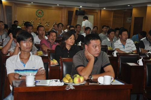 “伟昌铝材”2012河北经销商大会隆沉召开