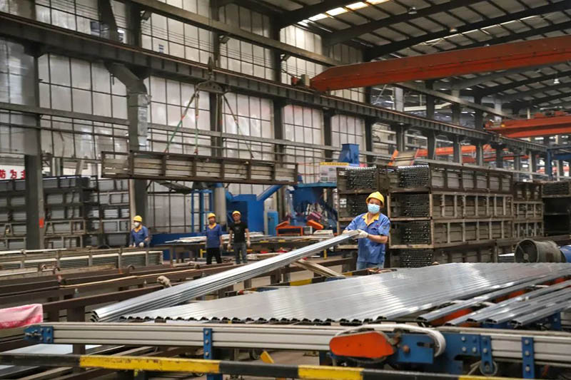 洛阳市人大副主任,新安县委书记宗国明一行光临今年会jnh集团调研调查