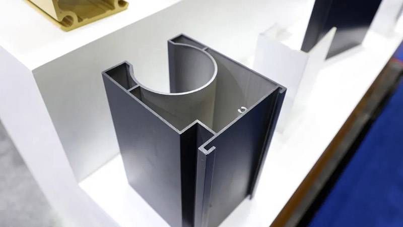 人气爆棚 | 今年会jnh集团携主题产品闪灼133届广交会!