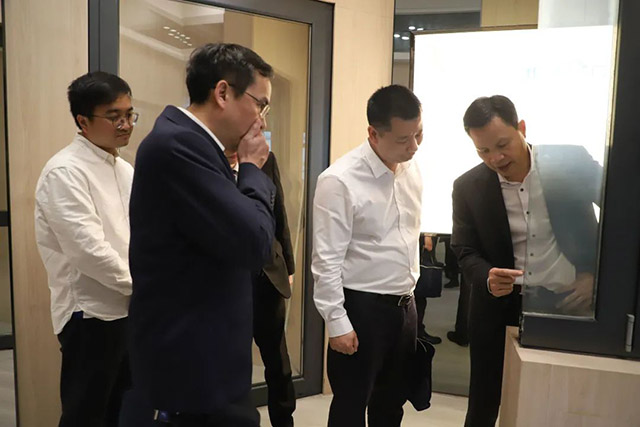 ���Ż��b�︳�����P�U���[�F�����]