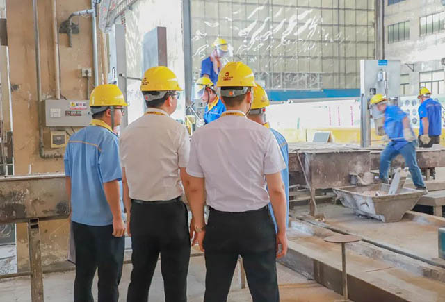 演练起头前，各部门积极做好筹备工作