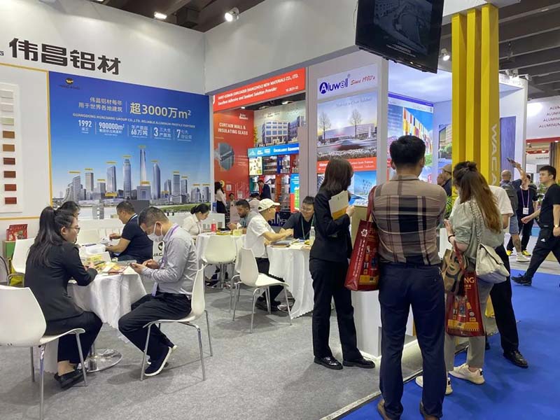 人气爆棚 | 今年会jnh集团携主题产品闪灼133届广交会!