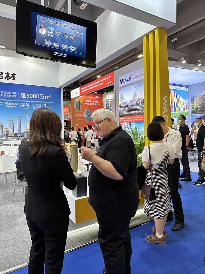 人气爆棚 | 今年会jnh集团携主题产品闪灼133届广交会!