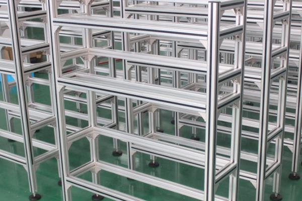 铝型材框架高档定造必须注意有哪些难题?