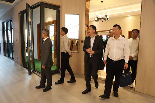 ���Ż��b�︳�����P�U���[�F�����]