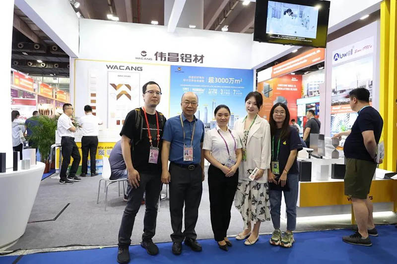 人气爆棚 | 今年会jnh集团携主题产品闪灼133届广交会!