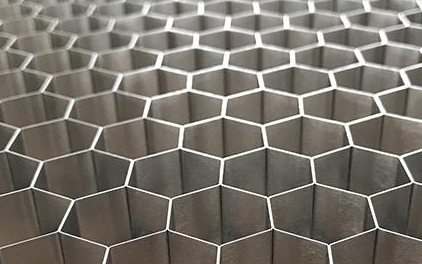 树枝状固化剂应用于高铁蜂窝铝板粘结胶